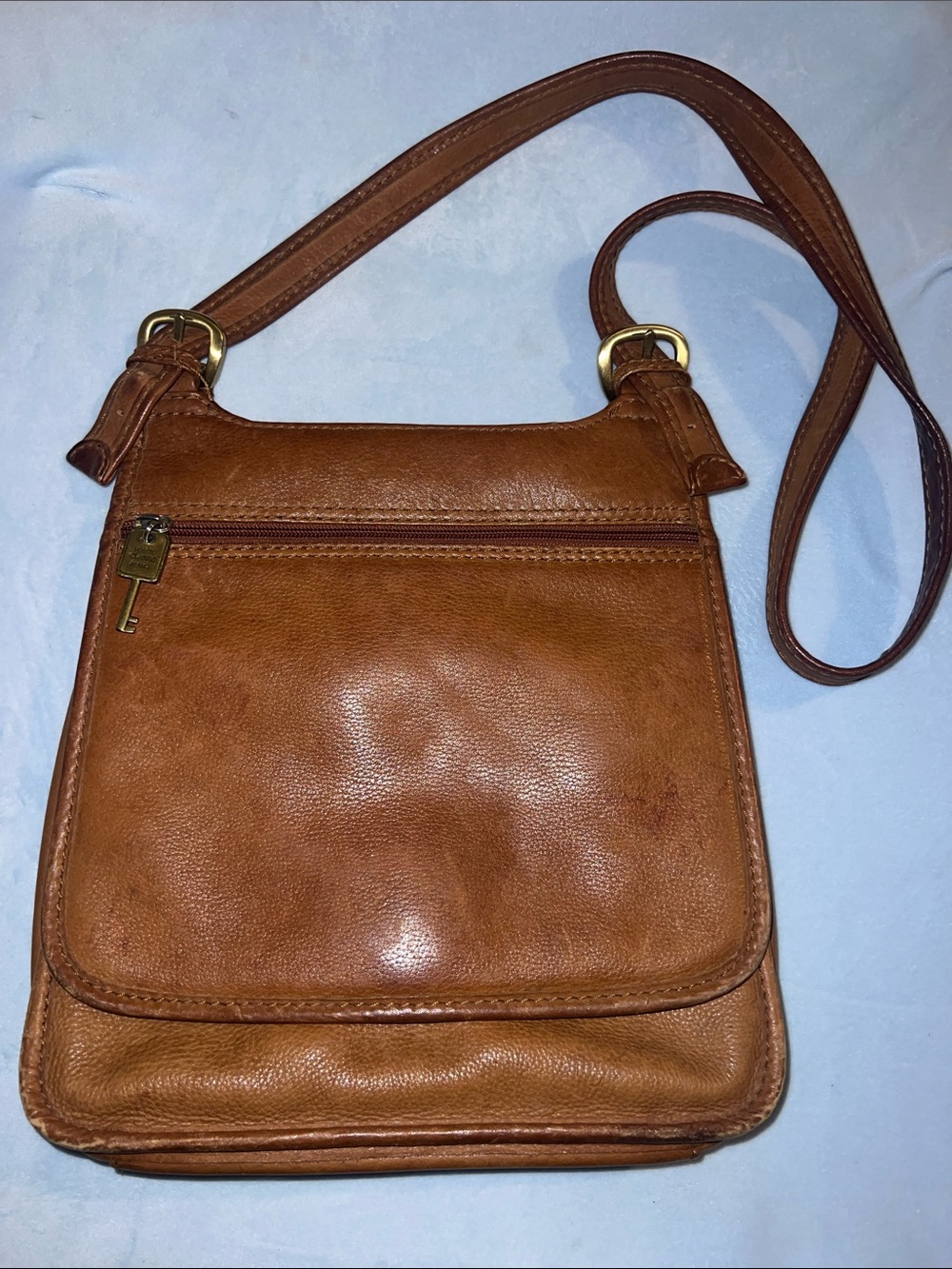 Fossil Classic Tan Brown Leather Crossbody Bag with key #75082